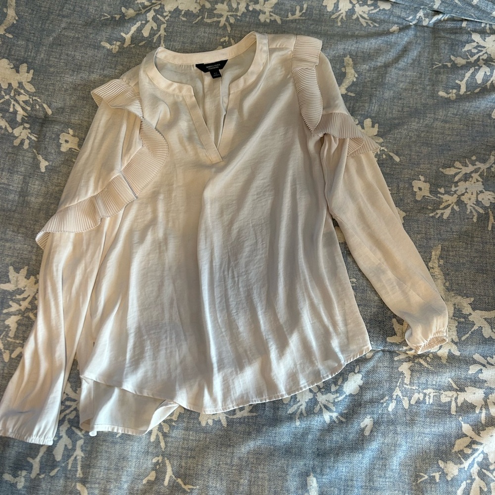 Simply Vera blouse size XS